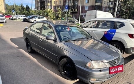 Toyota Avensis III рестайлинг, 2001 год, 330 000 рублей, 8 фотография