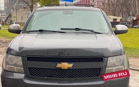 Chevrolet Tahoe III, 2012 год, 2 800 000 рублей, 2 фотография