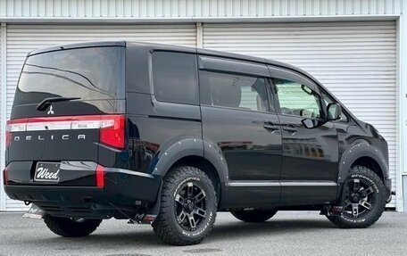 Mitsubishi Delica D:5 I, 2022 год, 3 800 000 рублей, 2 фотография