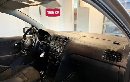 Volkswagen Polo VI (EU Market), 2017 год, 1 250 000 рублей, 12 фотография