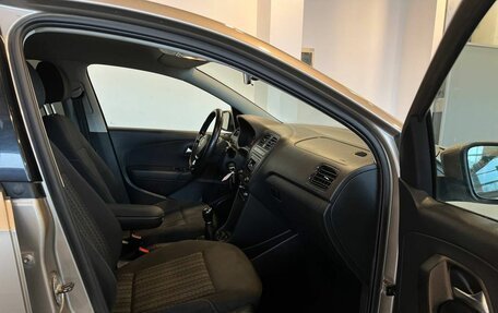 Volkswagen Polo VI (EU Market), 2017 год, 1 250 000 рублей, 27 фотография