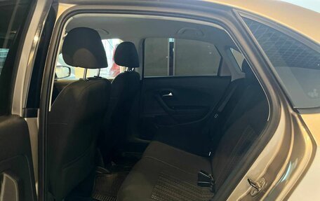 Volkswagen Polo VI (EU Market), 2017 год, 1 250 000 рублей, 23 фотография