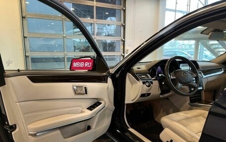 Mercedes-Benz E-Класс, 2015 год, 2 330 000 рублей, 21 фотография