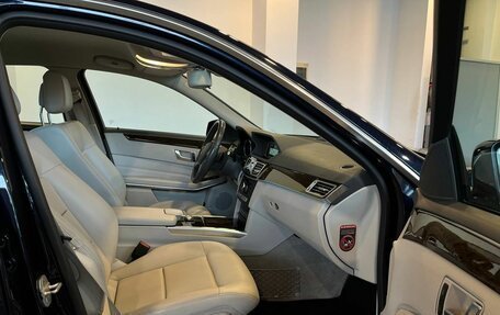 Mercedes-Benz E-Класс, 2015 год, 2 330 000 рублей, 29 фотография