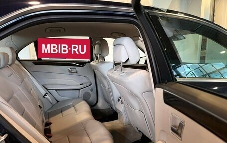 Mercedes-Benz E-Класс, 2015 год, 2 330 000 рублей, 26 фотография