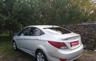 Hyundai Solaris II рестайлинг, 2011 год, 700 000 рублей, 1 фотография