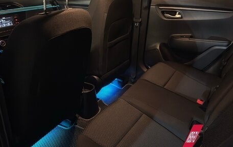 KIA Rio IV, 2021 год, 1 570 000 рублей, 8 фотография