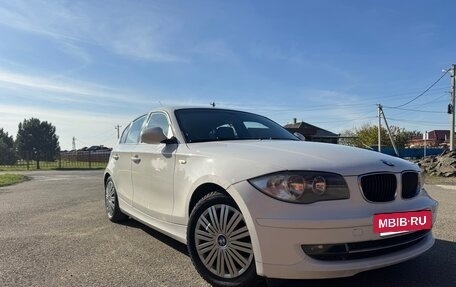 BMW 1 серия, 2010 год, 730 000 рублей, 3 фотография