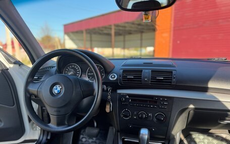 BMW 1 серия, 2010 год, 730 000 рублей, 11 фотография