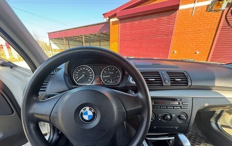 BMW 1 серия, 2010 год, 730 000 рублей, 12 фотография