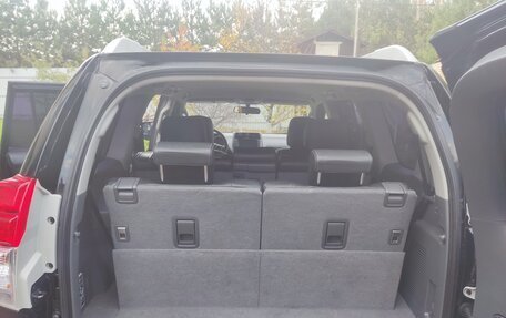 Toyota Land Cruiser Prado 150 рестайлинг 2, 2013 год, 2 950 000 рублей, 7 фотография