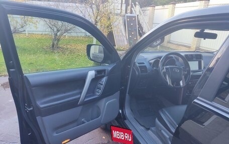 Toyota Land Cruiser Prado 150 рестайлинг 2, 2013 год, 2 950 000 рублей, 12 фотография