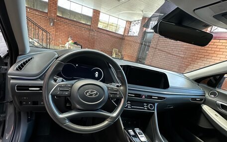 Hyundai Sonata VIII, 2022 год, 2 650 000 рублей, 13 фотография