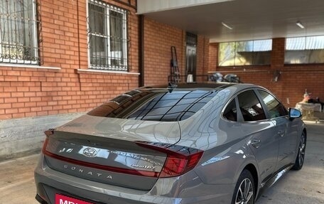 Hyundai Sonata VIII, 2022 год, 2 650 000 рублей, 5 фотография