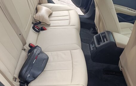 Audi A4, 2017 год, 2 300 000 рублей, 10 фотография