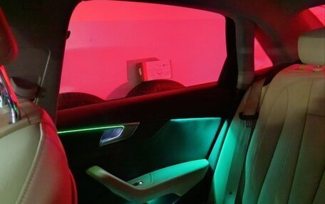 Audi A4, 2017 год, 2 300 000 рублей, 15 фотография