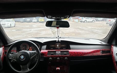 BMW 5 серия, 2004 год, 1 250 000 рублей, 12 фотография