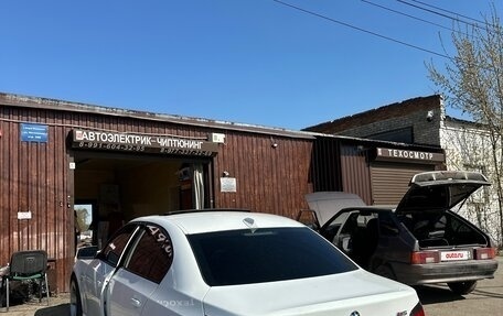 BMW 5 серия, 2004 год, 1 250 000 рублей, 9 фотография