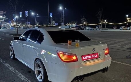 BMW 5 серия, 2004 год, 1 250 000 рублей, 8 фотография