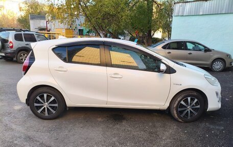 Toyota Aqua I, 2017 год, 1 080 000 рублей, 9 фотография