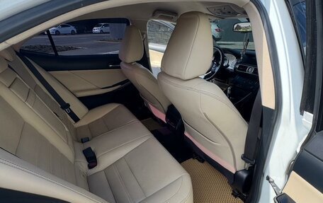 Lexus IS III, 2013 год, 2 000 000 рублей, 10 фотография