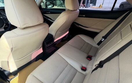 Lexus IS III, 2013 год, 2 000 000 рублей, 8 фотография