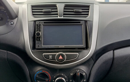 Hyundai Solaris II рестайлинг, 2012 год, 710 000 рублей, 19 фотография