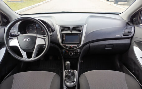 Hyundai Solaris II рестайлинг, 2012 год, 710 000 рублей, 18 фотография
