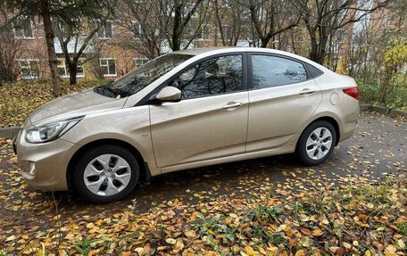 Hyundai Solaris II рестайлинг, 2012 год, 800 000 рублей, 6 фотография