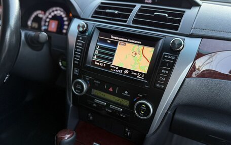 Toyota Camry, 2012 год, 1 610 000 рублей, 10 фотография