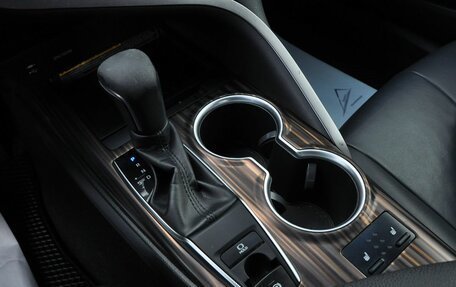 Toyota Camry, 2018 год, 2 450 000 рублей, 18 фотография