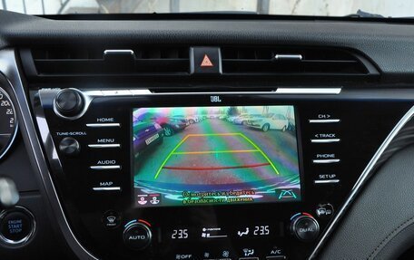 Toyota Camry, 2018 год, 2 450 000 рублей, 15 фотография