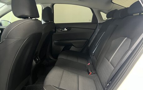 KIA Cerato IV, 2021 год, 1 785 000 рублей, 22 фотография