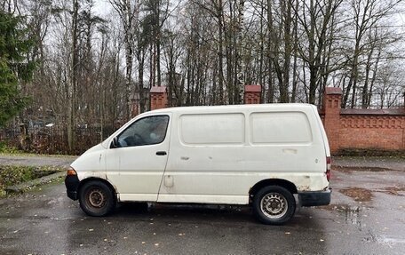 Toyota HiAce, 1998 год, 255 000 рублей, 4 фотография