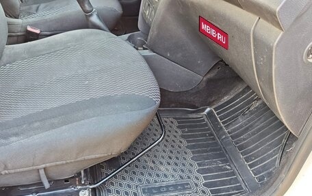 Renault Logan II, 2018 год, 390 000 рублей, 9 фотография