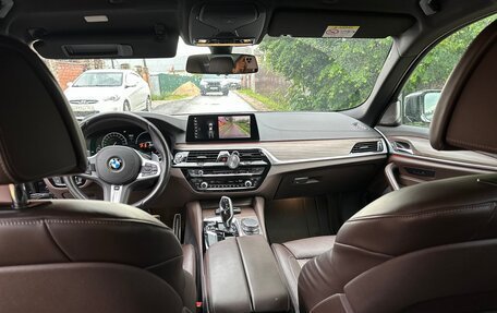 BMW 5 серия, 2019 год, 1 500 000 рублей, 5 фотография