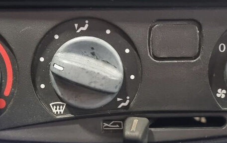 Chevrolet Niva I рестайлинг, 2011 год, 390 000 рублей, 13 фотография