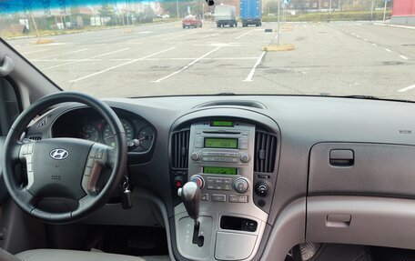 Hyundai Grand Starex Grand Starex I рестайлинг 2, 2010 год, 1 550 000 рублей, 9 фотография