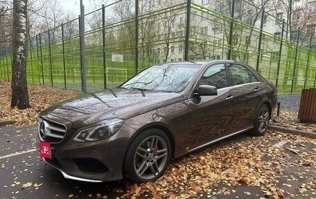 Mercedes-Benz E-Класс, 2013 год, 1 850 000 рублей, 1 фотография