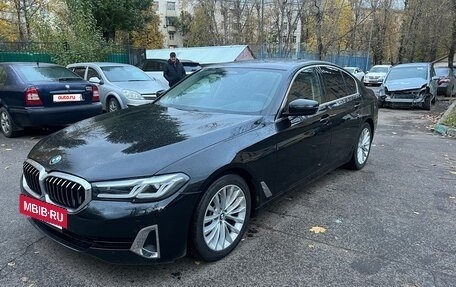 BMW 5 серия, 2022 год, 4 500 000 рублей, 8 фотография