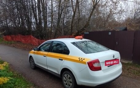 Skoda Rapid I, 2016 год, 500 000 рублей, 4 фотография