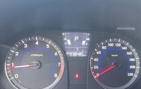 Hyundai Solaris II рестайлинг, 2012 год, 650 000 рублей, 2 фотография