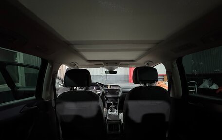 Volkswagen Tiguan II, 2021 год, 2 695 000 рублей, 6 фотография