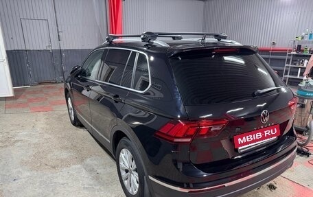 Volkswagen Tiguan II, 2021 год, 2 695 000 рублей, 4 фотография