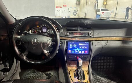 Mercedes-Benz E-Класс, 2002 год, 1 050 000 рублей, 10 фотография