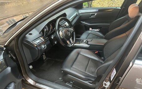 Mercedes-Benz E-Класс, 2013 год, 1 850 000 рублей, 11 фотография