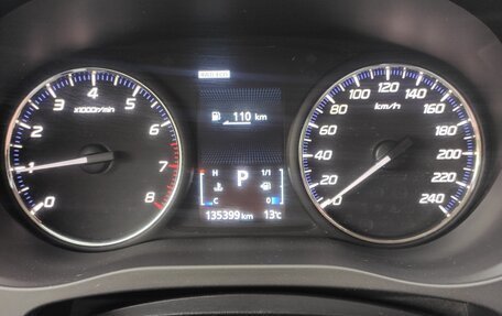 Mitsubishi Outlander III рестайлинг 3, 2019 год, 2 000 000 рублей, 9 фотография