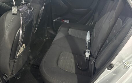 Hyundai ix35 I рестайлинг, 2014 год, 1 300 000 рублей, 15 фотография