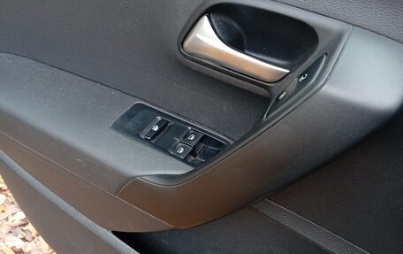 Volkswagen Polo VI (EU Market), 2013 год, 440 000 рублей, 5 фотография