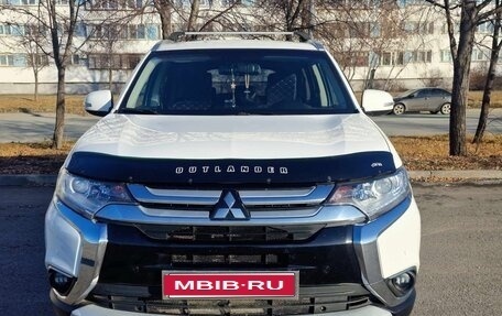 Mitsubishi Outlander III рестайлинг 3, 2015 год, 2 150 000 рублей, 1 фотография